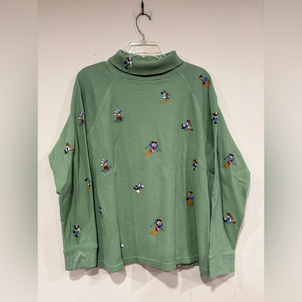 Disney Parks Mickey Mouse and Friends Holiday Homestead Turtleneck Shirt Size 1X